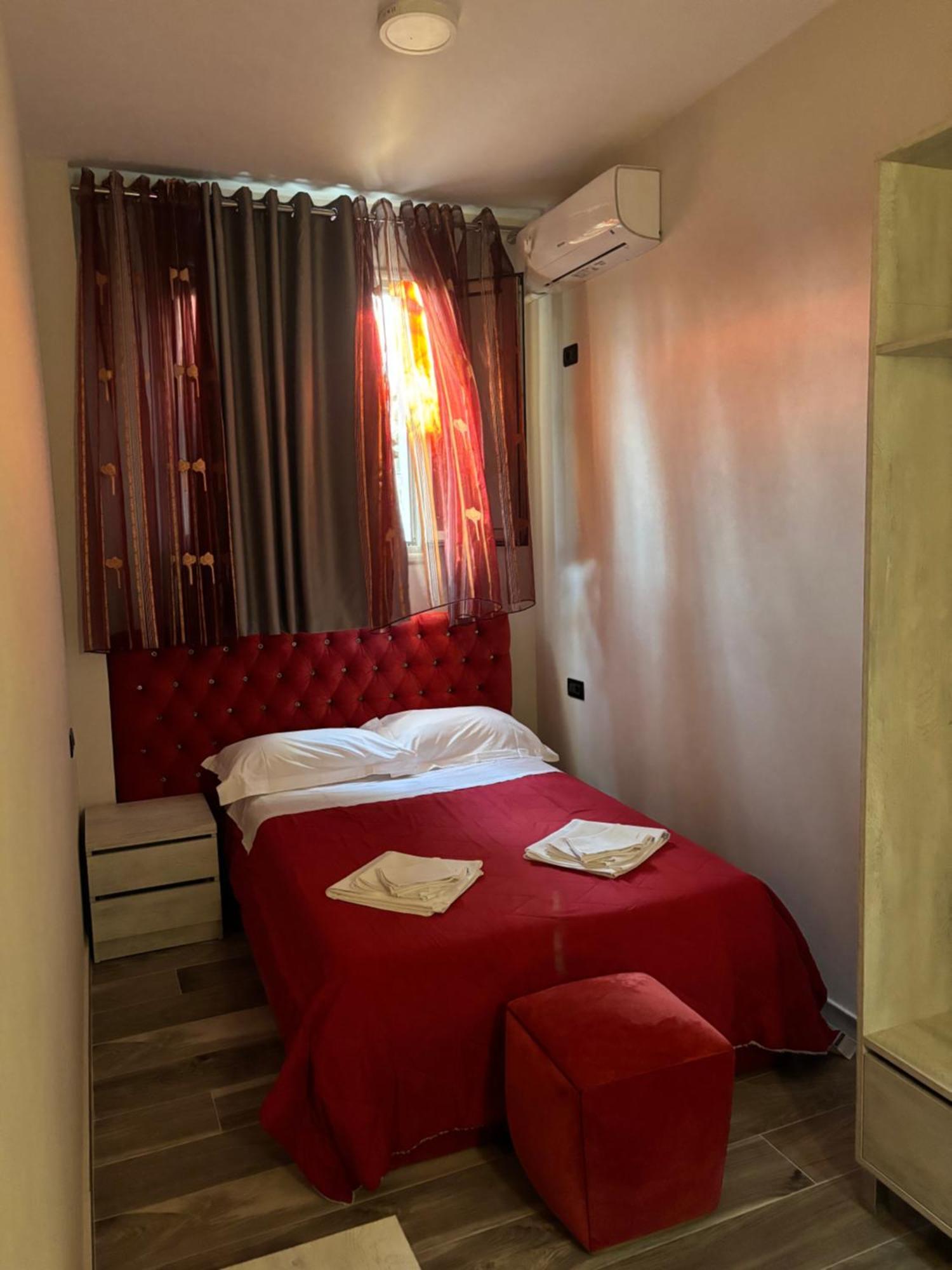 Hotel Vila Stefa Vlorë Exterior foto